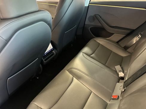 Used 2025 Tesla Model 3 Long Range RWD image 5