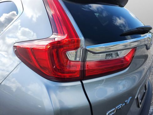 Used 2017 Honda CR-V Touring image 15