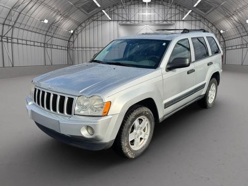 Used 2005 Jeep Grand Cherokee Laredo image 7