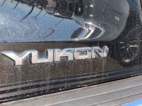 Used 2016 GMC Yukon Denali w/ Open Road Package image 34