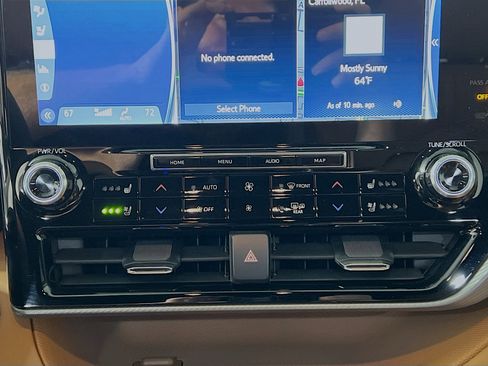 Used 2022 Toyota Highlander Platinum image 26