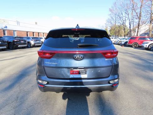 Used 2022 Kia Sportage LX image 5