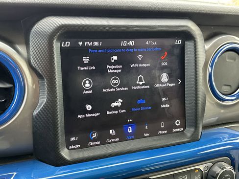 Used 2021 Jeep Wrangler Unlimited Sahara w/ Uconnect 4C Nav & Sound Group image 17