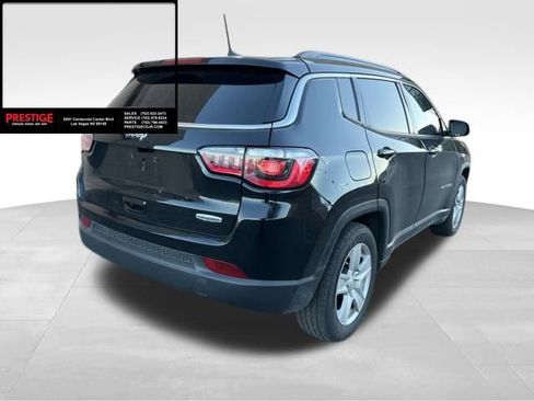 Used 2022 Jeep Compass Latitude image 5