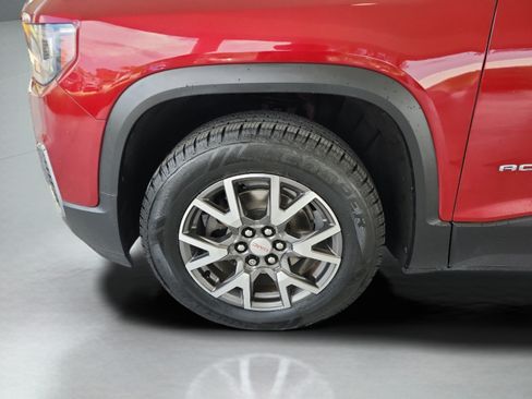 Used 2020 GMC Acadia SLE w/ Driver Convenience Package FWD image 30