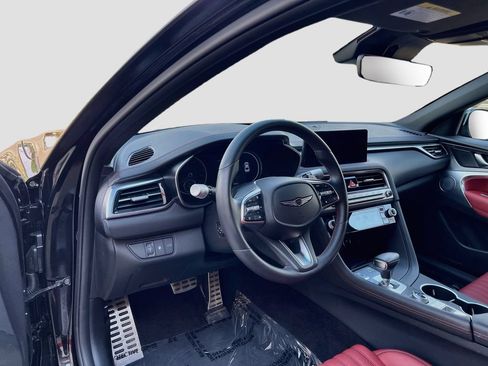 Used 2025 Genesis G70 2.5T w/ Sport Prestige Package AWD/4WD image 9