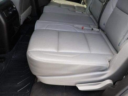 Used 2020 Chevrolet Tahoe LT RWD image 24