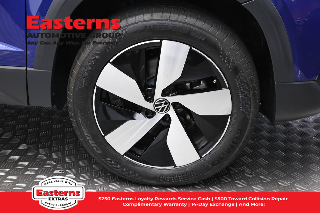 Used 2024 Volkswagen Taos S AWD/4WD image 31