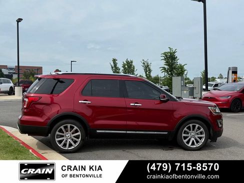 Used 2017 Ford Explorer Limited FWD image 8