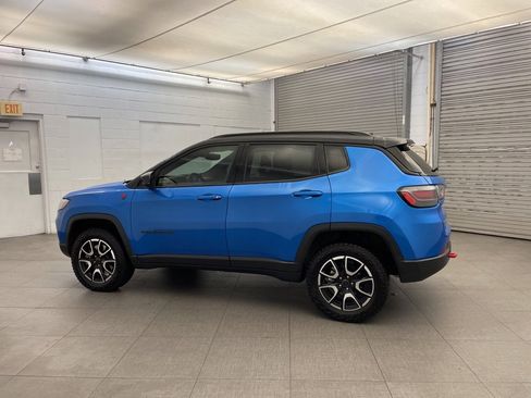 New 2025 Jeep Compass Trailhawk w/ Trailhawk Elite Group image 5