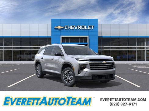 New 2026 Chevrolet Traverse LT w/ Driver Confidence Package image 1