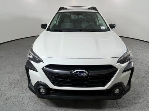 Used 2024 Subaru Outback Premium AWD/4WD image 8