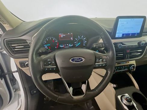 Used 2020 Ford Escape SEL FWD image 13