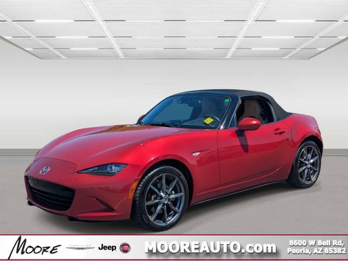 Used 2016 MAZDA MX-5 Miata Grand Touring RWD image 1