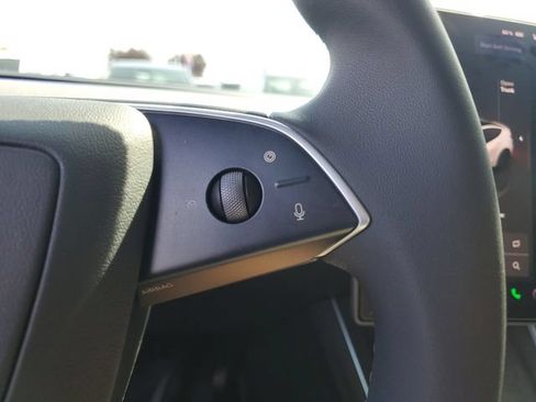 Used 2026 Tesla Model Y AWD image 23