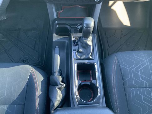 Used 2017 Toyota Tacoma TRD Off-Road image 45