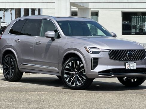 New 2026 Volvo XC90 B6 Plus image 2