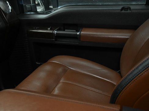 Used 2016 Ford F250 Platinum AWD/4WD image 31