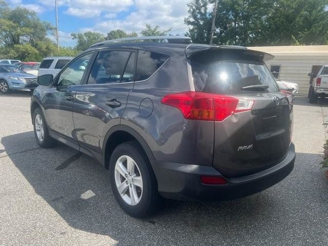 Used 2013 Toyota RAV4 XLE AWD/4WD image 5