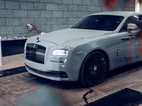 Used 2014 Rolls-Royce Wraith RWD image 3