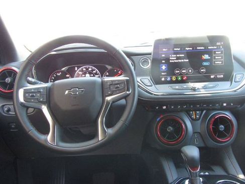 Used 2025 Chevrolet Blazer RS AWD/4WD image 5