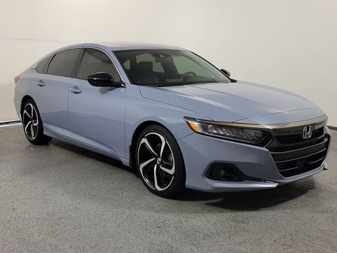 Used 2022 Honda Accord Sport image 1