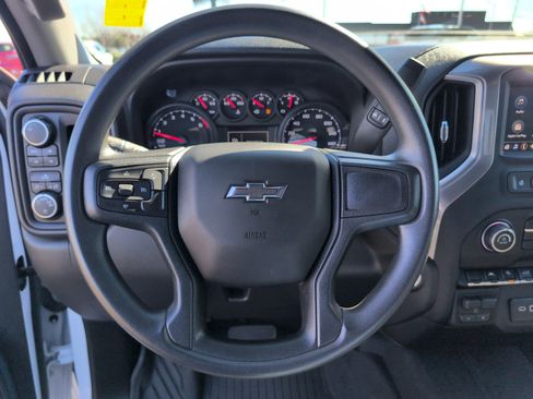 Used 2024 Chevrolet Silverado 1500 Custom Trail Boss w/ LPO, Dark Essentials Package image 23