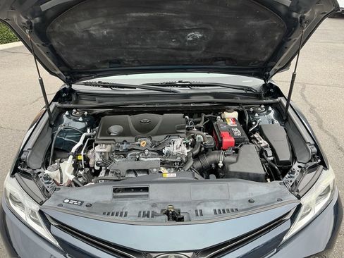 Used 2018 Toyota Camry LE FWD image 31