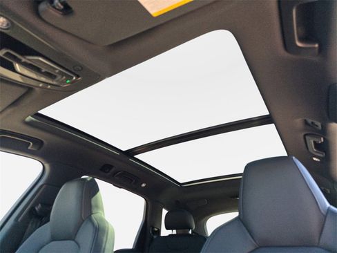 New 2026 Audi SQ7 Premium Plus image 31