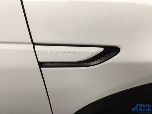 Used 2021 Land Rover Discovery Sport S image 17