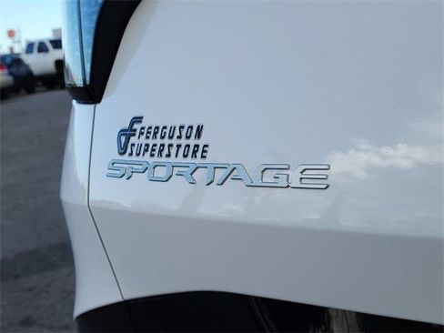 New 2026 Kia Sportage SX image 6