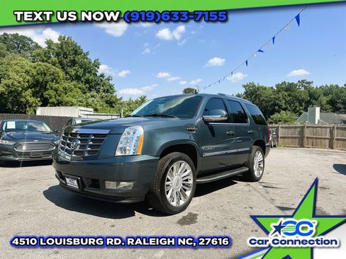 Used 2008 Cadillac Escalade AWD image 4
