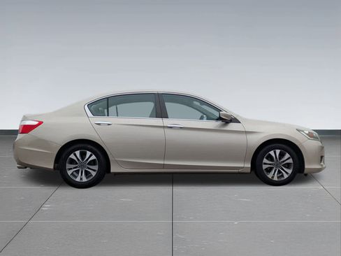 Used 2013 Honda Accord LX image 7