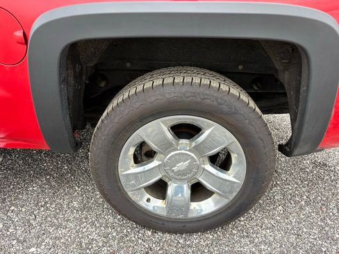 Used 2015 Chevrolet Silverado 1500 LTZ w/ LTZ Plus Package AWD/4WD image 21