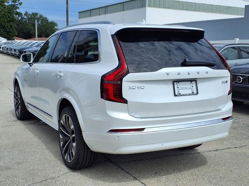 New 2026 Volvo XC90 B5 Plus image 5