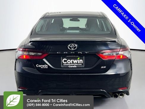Used 2024 Toyota Camry SE FWD image 13