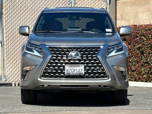 Used 2022 Lexus GX 460 Premium w/ Premium Package image 9