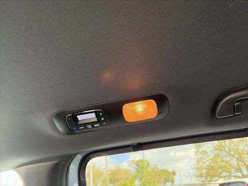 Used 2023 Honda Odyssey Sport image 11