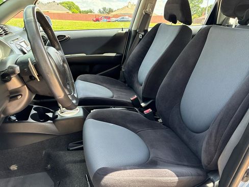 Used 2008 Honda Fit Sport image 18