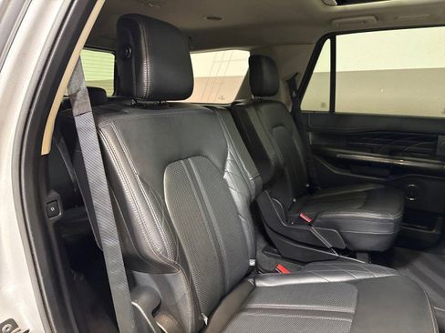 Used 2018 Ford Expedition Platinum image 73