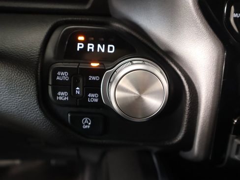 Used 2025 RAM 1500 Laramie w/ Sport Appearance Package image 9