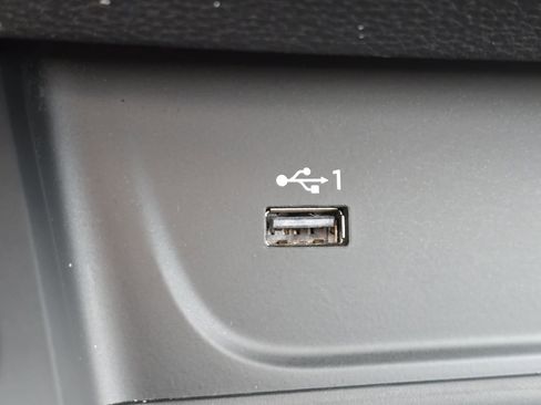 Used 2023 Audi A4 2.0T Premium Plus image 9