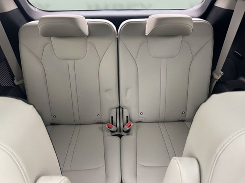 Used 2025 Kia Sorento SX image 13