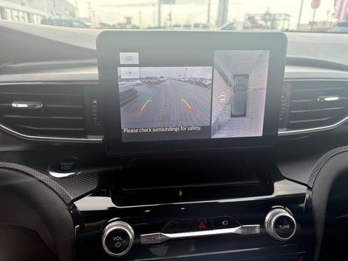 Used 2023 Ford Explorer ST-Line w/ Class IV Trailer Tow Package image 27