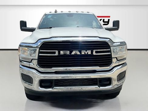 Used 2022 RAM 2500 Big Horn w/ Snow Chief Group AWD/4WD image 2