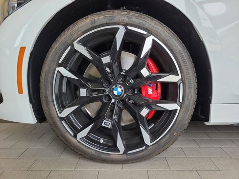 New 2026 BMW 330i xDrive Sedan w/ M Sport Package AWD/4WD image 11