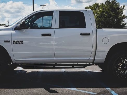 Used 2014 RAM 1500 Express AWD/4WD image 15
