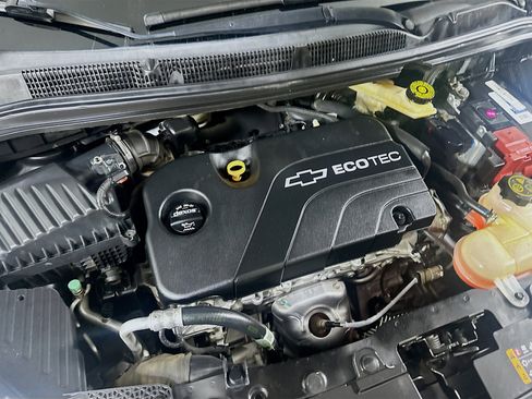 Used 2018 Chevrolet Spark ACTIV image 30