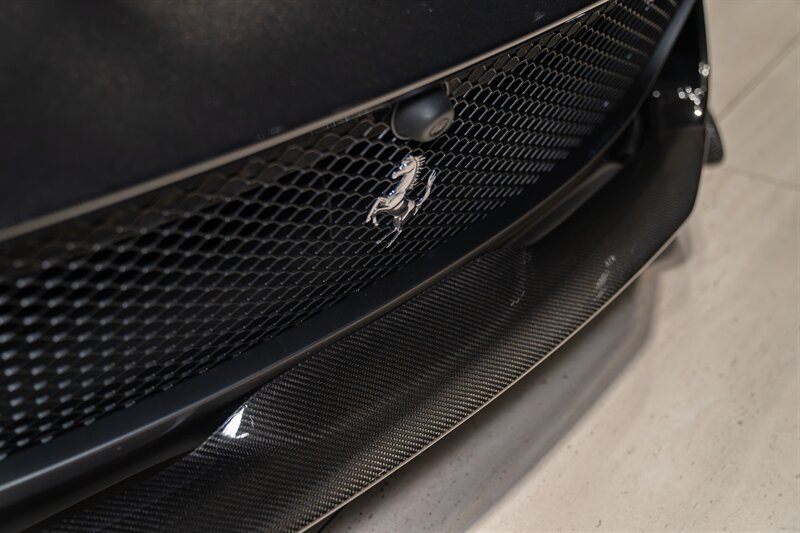 Used 2021 Ferrari 812 GTS RWD image 11