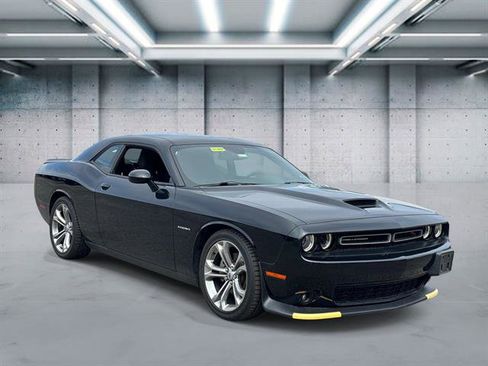 Used 2021 Dodge Challenger R/T RWD image 3